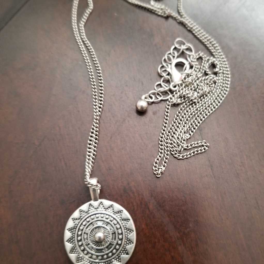 Women's Necklace